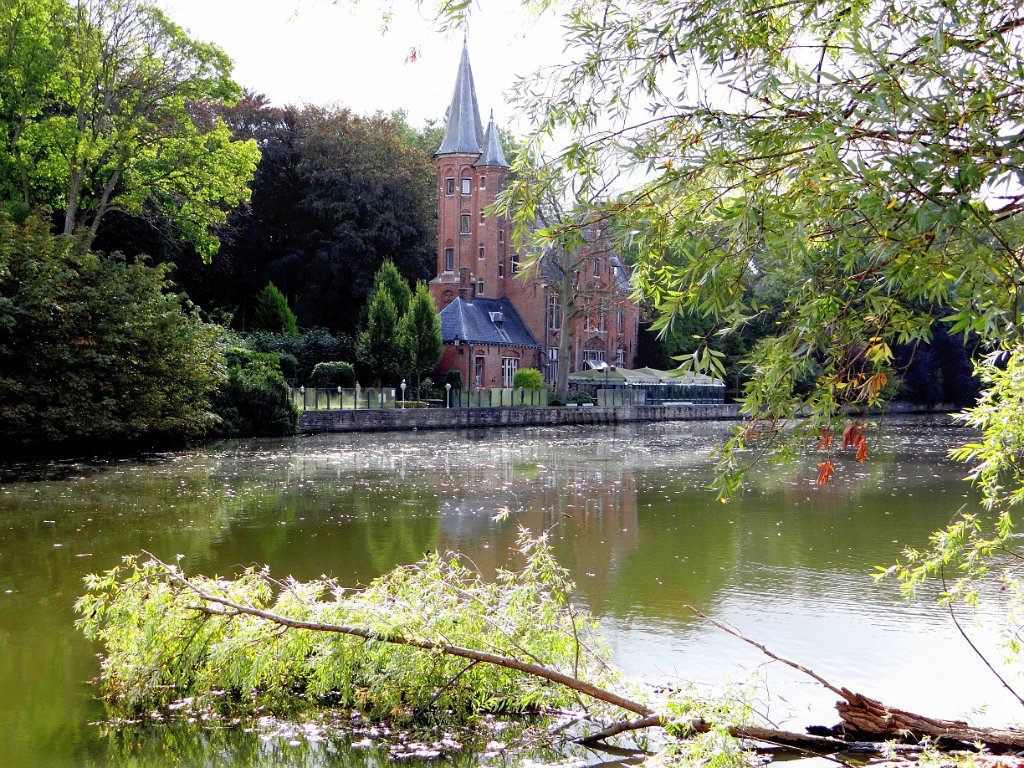 20 Brugge - Il lago dell'amore.JPG